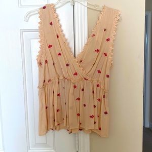 Embroidered light pink/peach peplum tank with lace trim - size Large